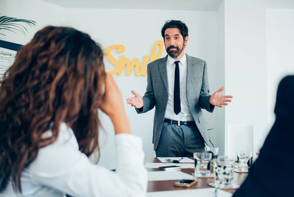 Analyser les situations de communication difficiles.